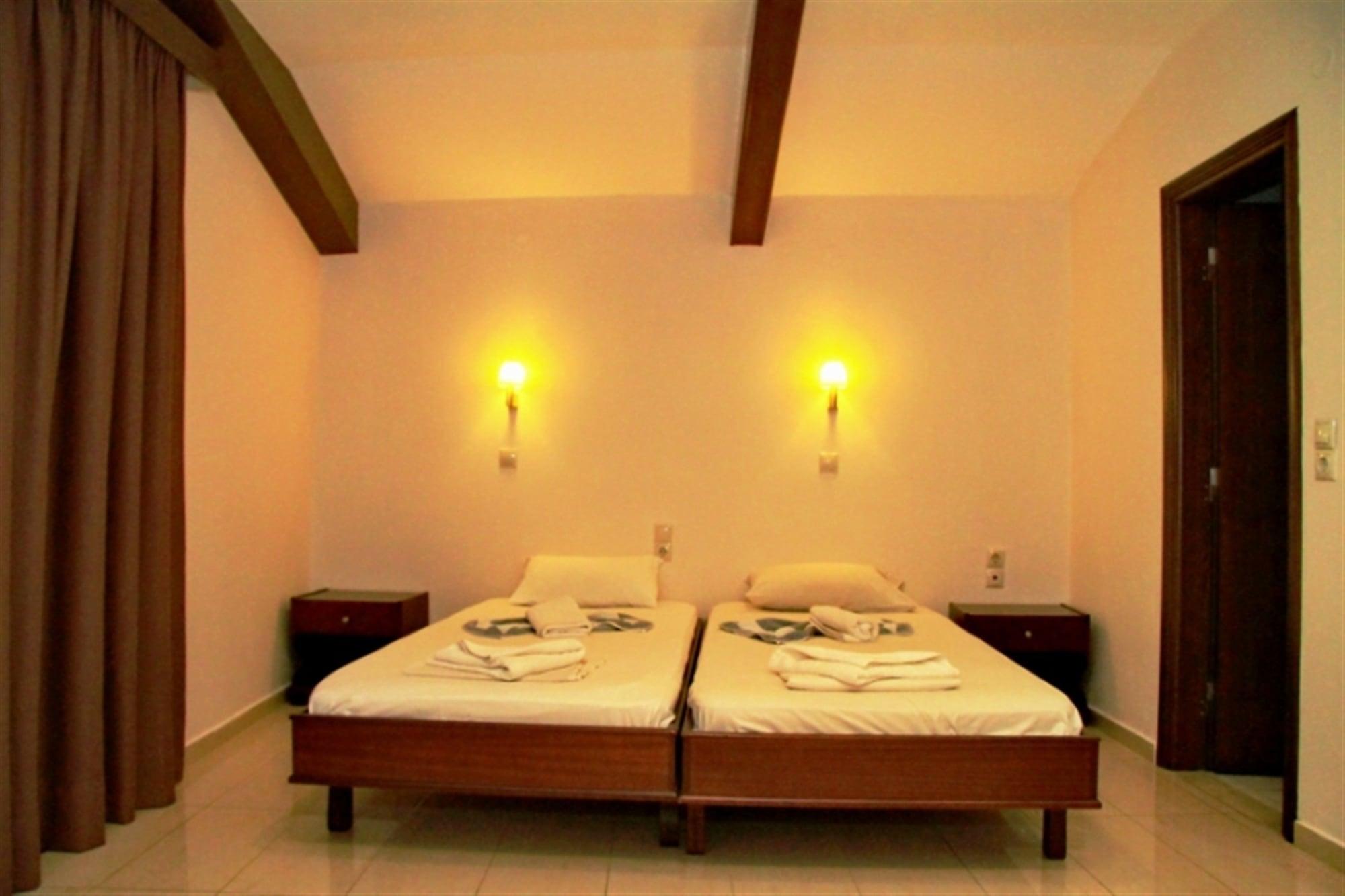 24 Seven Boutique Hotel 말리아 외부 사진