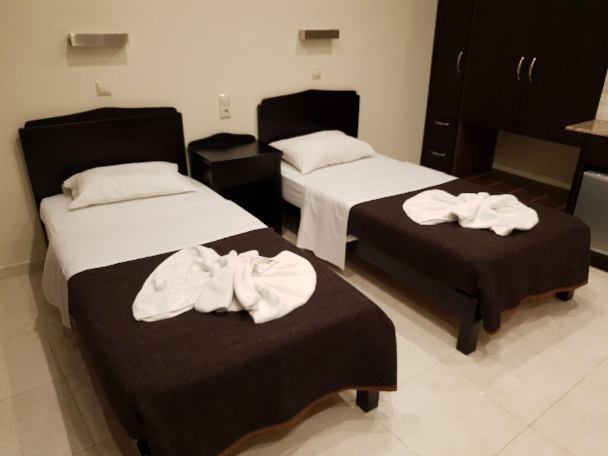 24 Seven Boutique Hotel 말리아 외부 사진