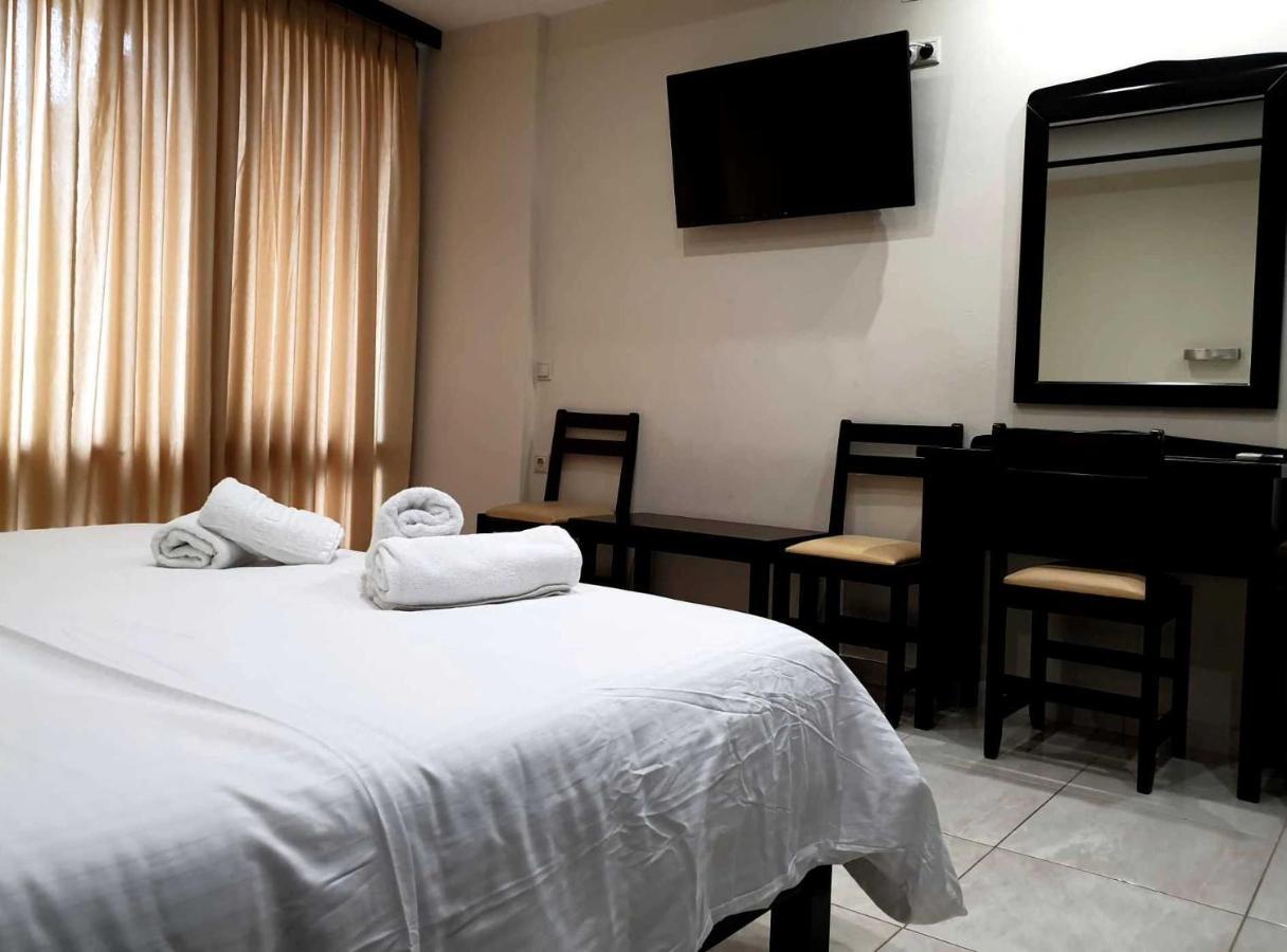 24 Seven Boutique Hotel 말리아 외부 사진