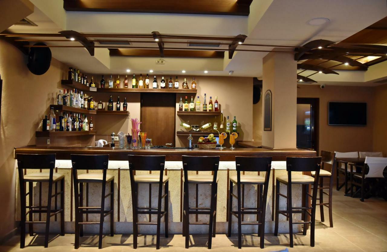 24 Seven Boutique Hotel 말리아 외부 사진