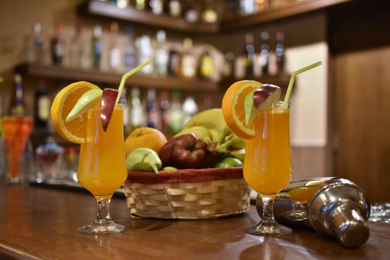 24 Seven Boutique Hotel 말리아 외부 사진