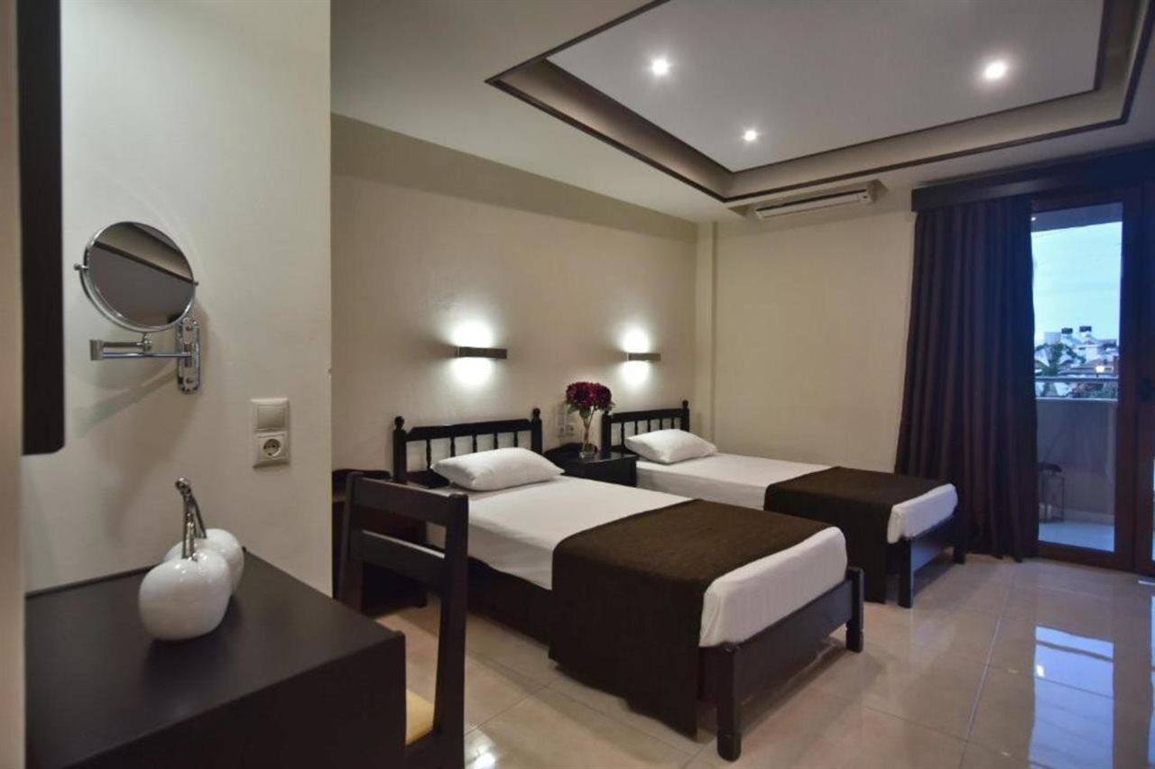24 Seven Boutique Hotel 말리아 외부 사진